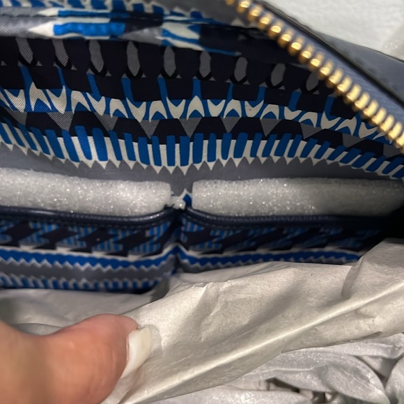 Vera Bradley Bowled Over Bag Classic Navy Genuine Leather - Picture 11 of 17